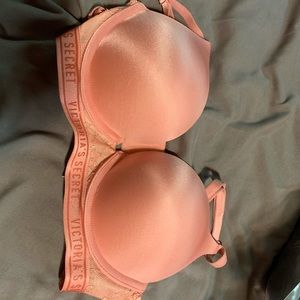 Victora Secret Bra
